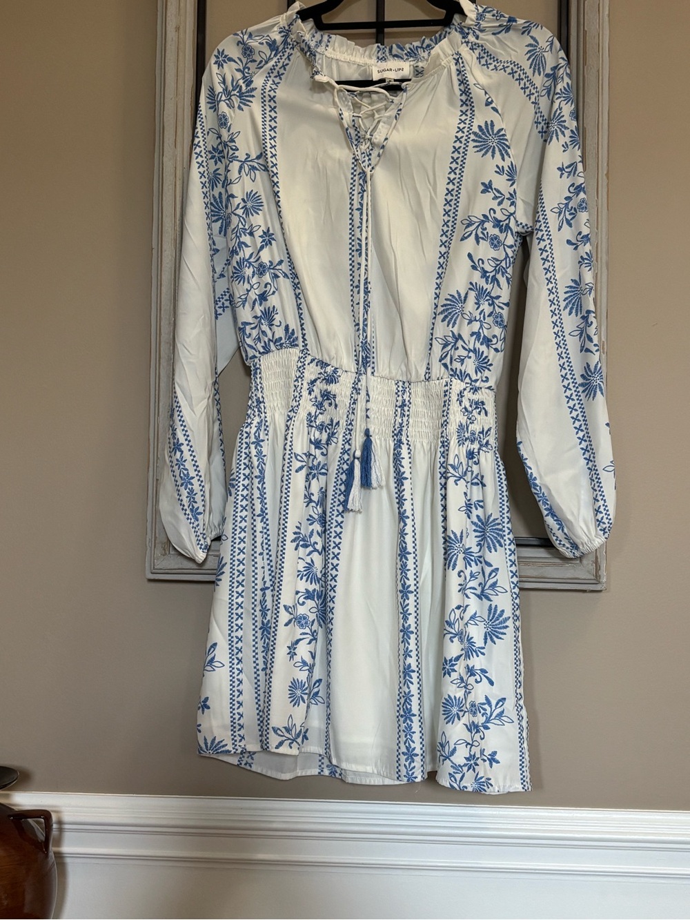 Sugarlips White & Blue Boho Long Sleeve Smocked Mini Dress Medium